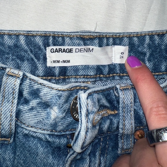 Garage Denim Distressed Mom Jeans (Size 24/0) - Picture 3 of 5